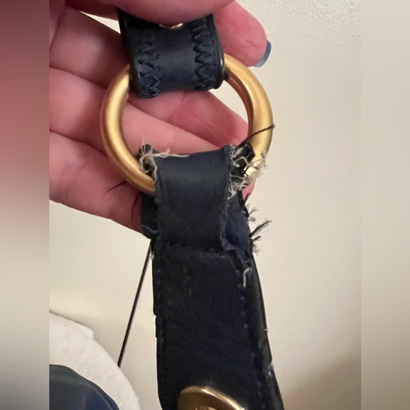 GUC   B. Makowsky Blue Leather Shoulder Bag - Picture 10 of 15